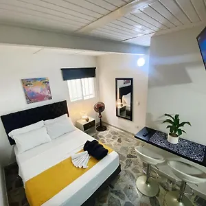  Apartment Vip Apartasuites Rosales