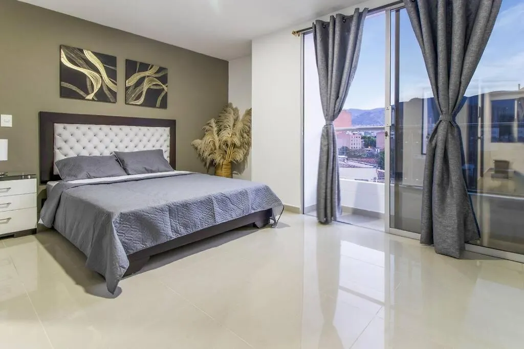 Amplio Apartamento En Calasanz - Estadio Medellin 0*,  Colombia